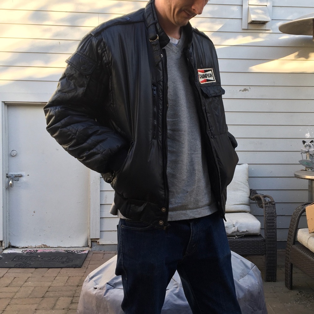 Euc Vintage Upstream Champion Spark Plugs Coat (L) - image 6